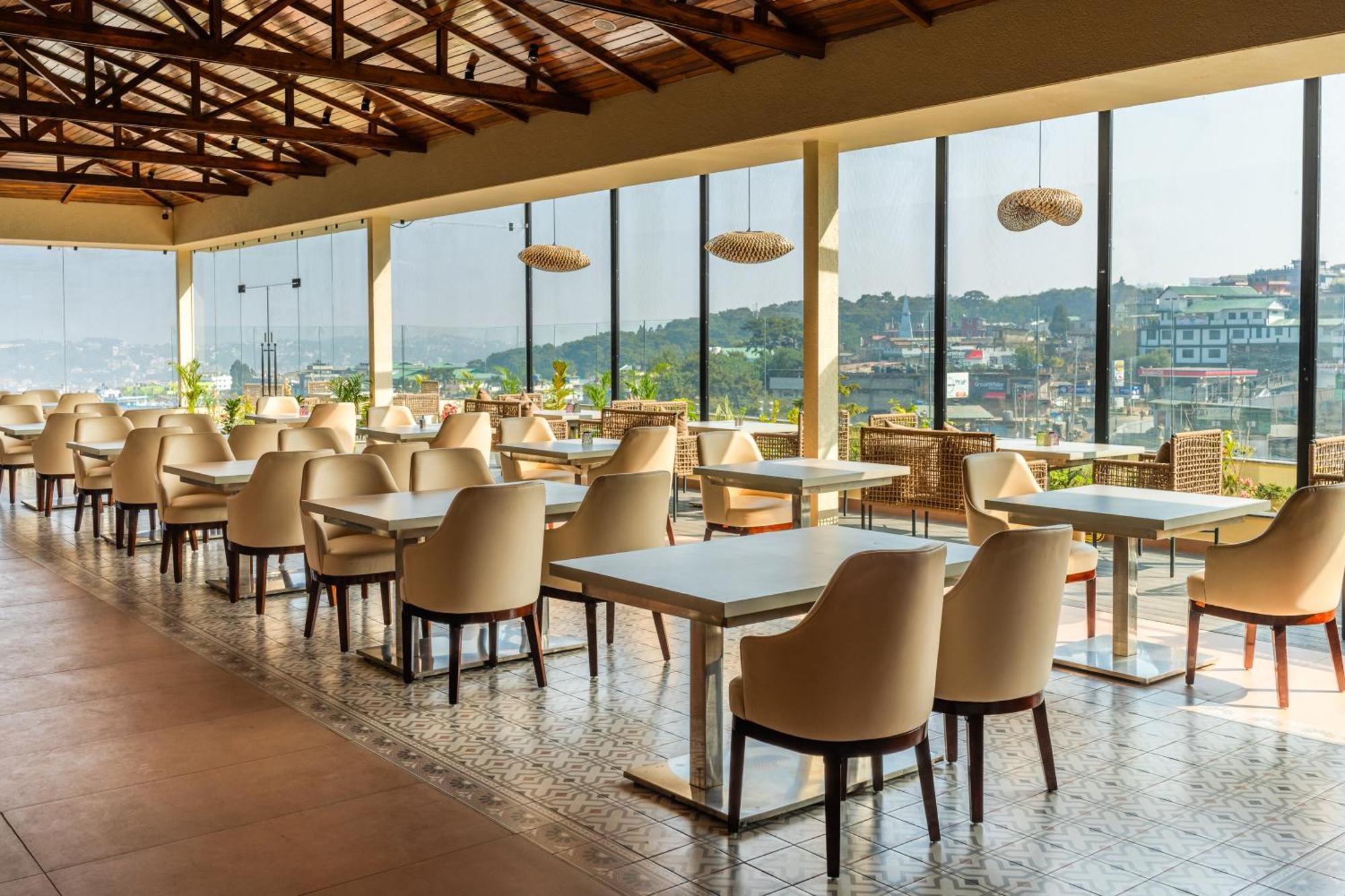 The White Rock Inn & Dine Shillong Exterior photo